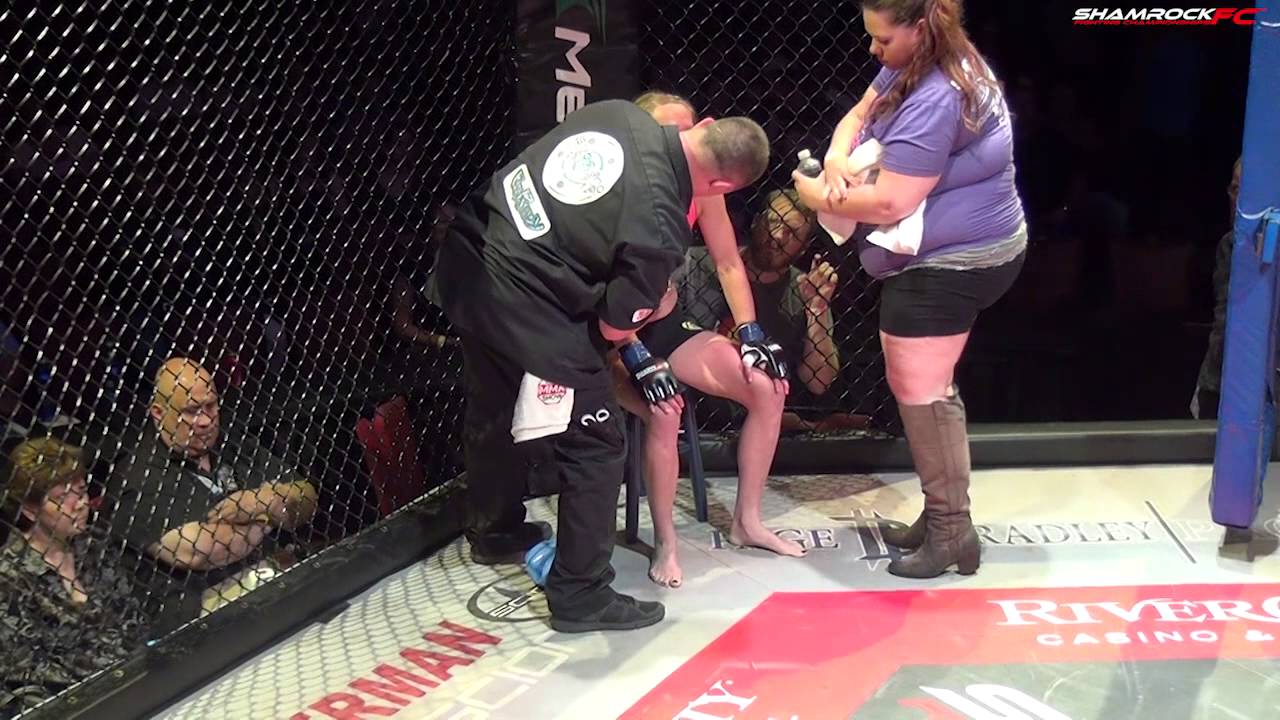 Shamrock FC: Opposition Kelly D'Angelo vs Cindi Bottelberghe