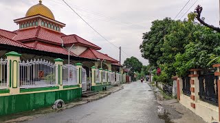 Hujan di Desa Ciparay | Berjalan-jalan di sekitar suasana kehidupan pedesaan Indonesia