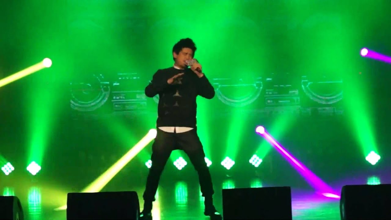 張恒遠~好聲音台灣演唱會北市大(年輕不服輸) - YouTube