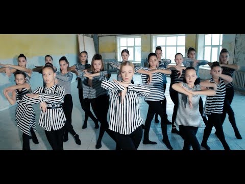 Benny Benassi - Love Is Gonna Save Us / Vogue choreo by Martina Precious