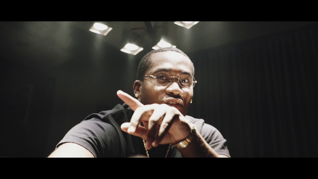 Leek Doe ft. Louie V - Over