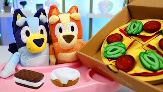 Bluey & Bingo Bedtime Routine Pizza Dinner Meal Time, Bubble Bath & Brushing Teeth, & Story Time!