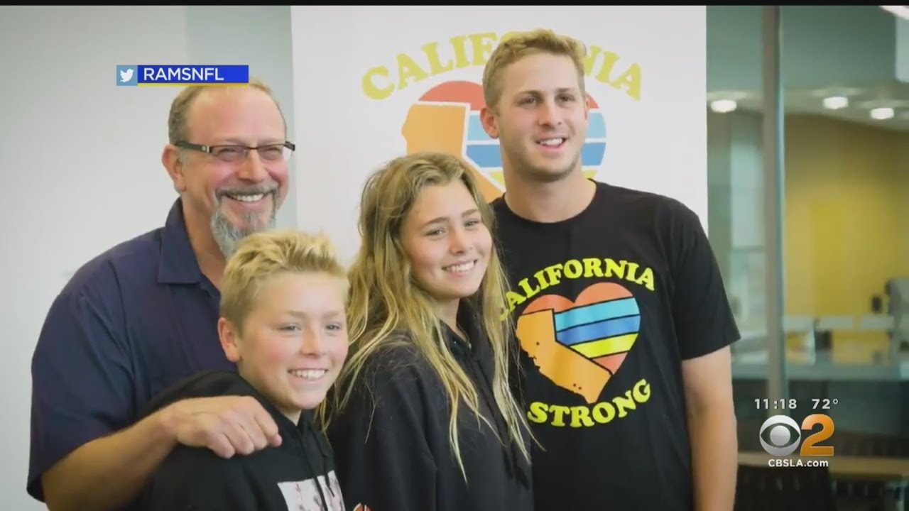 Rams Star Jared Goff Hands Out Another Round Of Money To Woolsey Fire Victims
