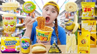 Korean Convenience Store Food Mukbang 편의점 노랑 디저트 아이스크림 라면 먹방! YELLOW DESSERT JELLY CANDY | HIU 하이유