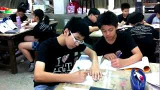 ART20121011漫畫似顏繪專題_發講義+臉部模板練習組合