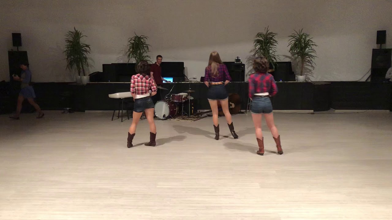 Open Season 18/19. Cabaret. Rebel Country Girls with "Two Step"