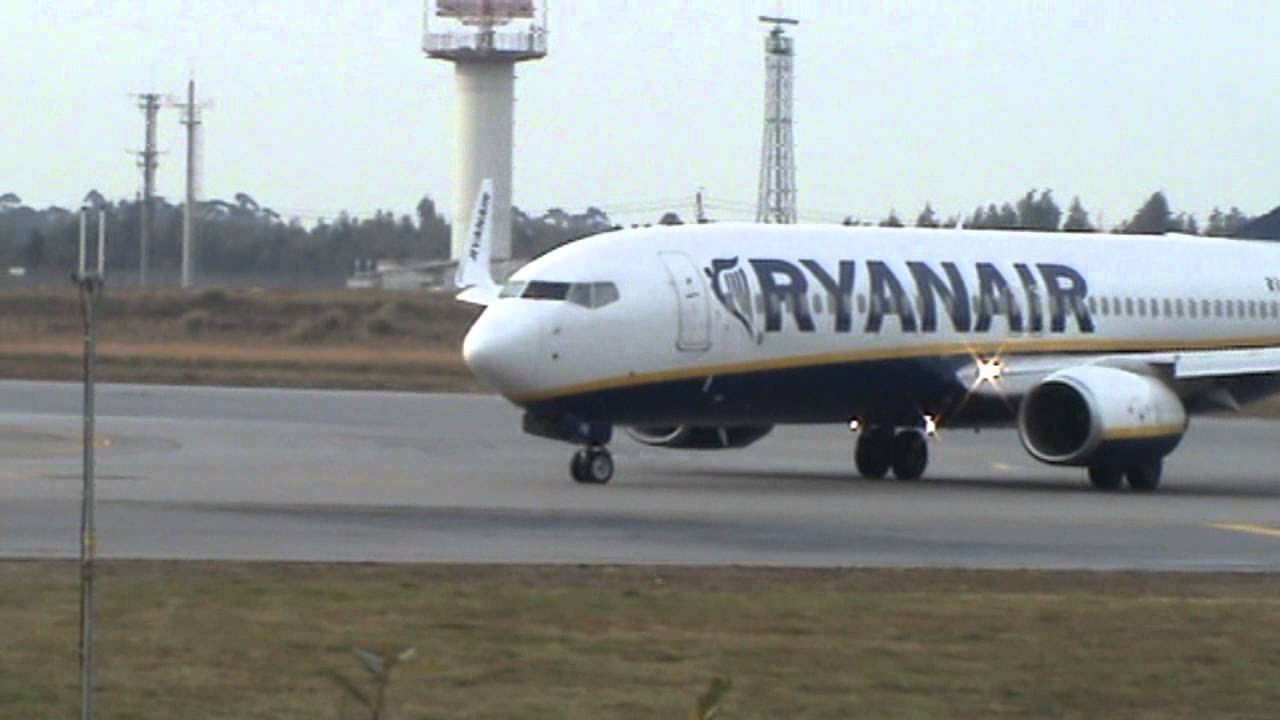 0641 🇵🇹 Porto ⌯ Landing ⌯ Beauvais ✈ === Ryanair ⌯ EI-EFB ⌯ Boeing 737-800