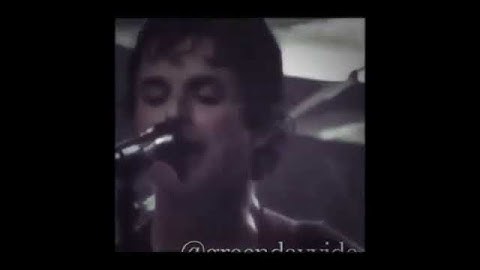 Green Day- When I Come Around (Live) Mike Dirnt