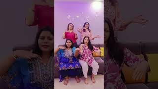 Tukur tukur dekh takatak#ytshorts#song#funwithfriends 😍♥️