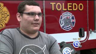 Teen meet firefighters who saved his life 120515