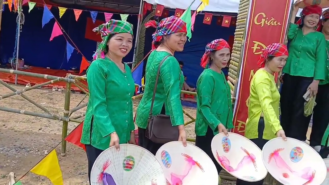 Xuân Đắk Lắk  hội lồng tồng.  Hát then Hoàng Cầm & Hoàng Hiền