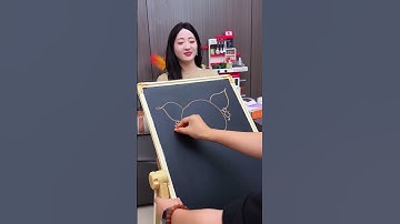 Children like to write and draw this double-sided blackboard. It is really practical. From child