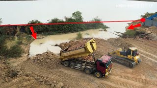 Bulldozer KOMATSU D65PX Push Soil & Stone Into Water, TRAGO 25T Dump Truck Unloading