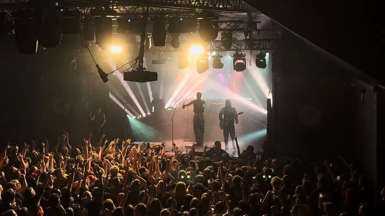 As It Is - Dial Tones (Live in London, 26/09/2025)