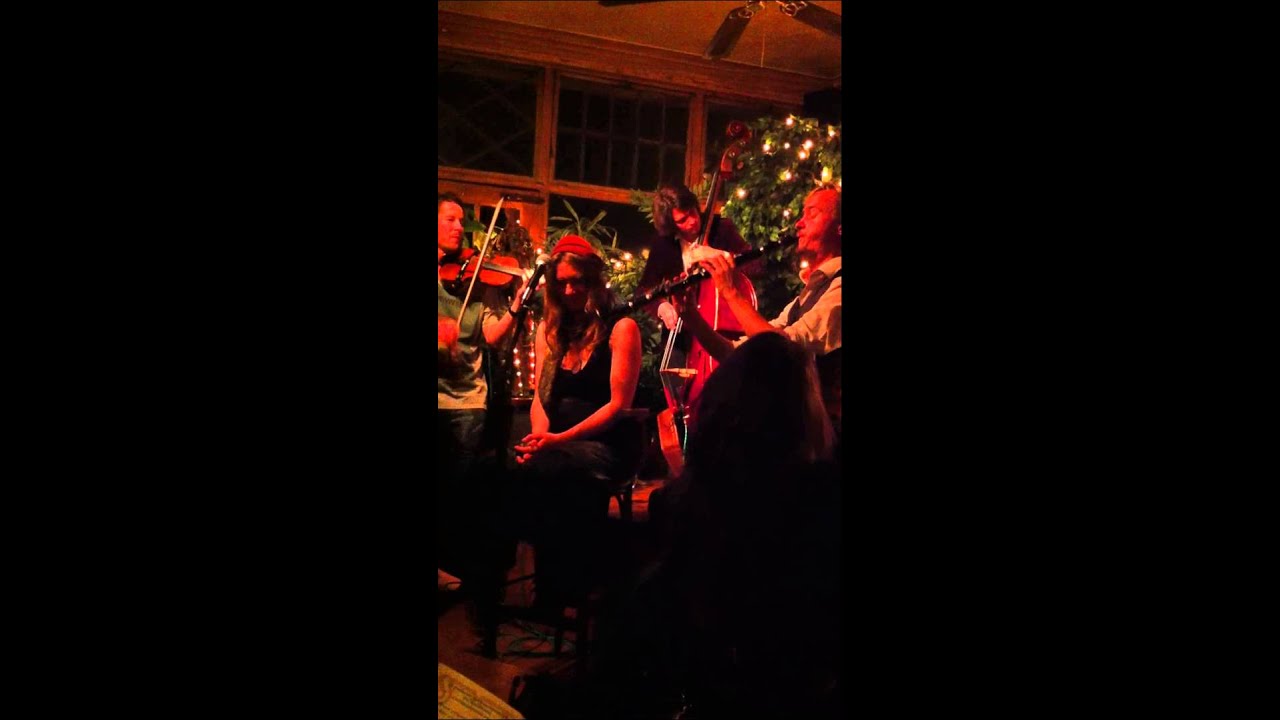 I've Found A New Baby, Man Overboard, QuecumBar