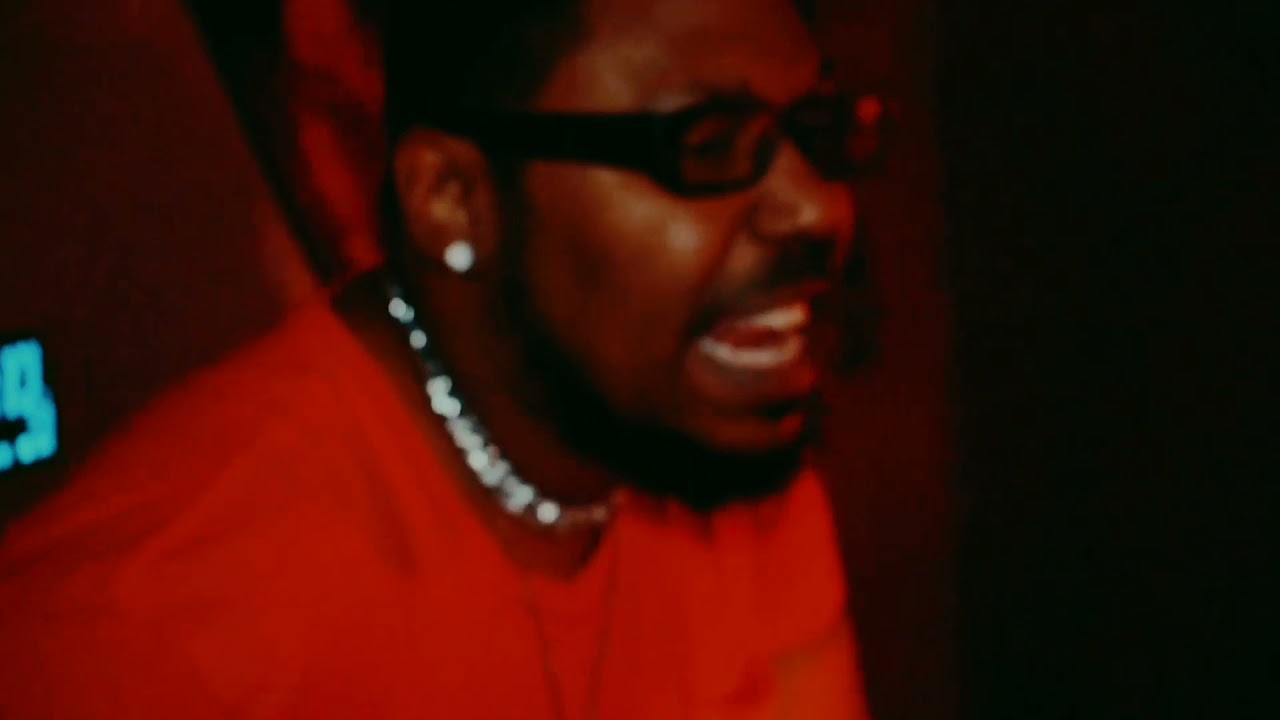 Du Damage "Inconspicuous" Music Video