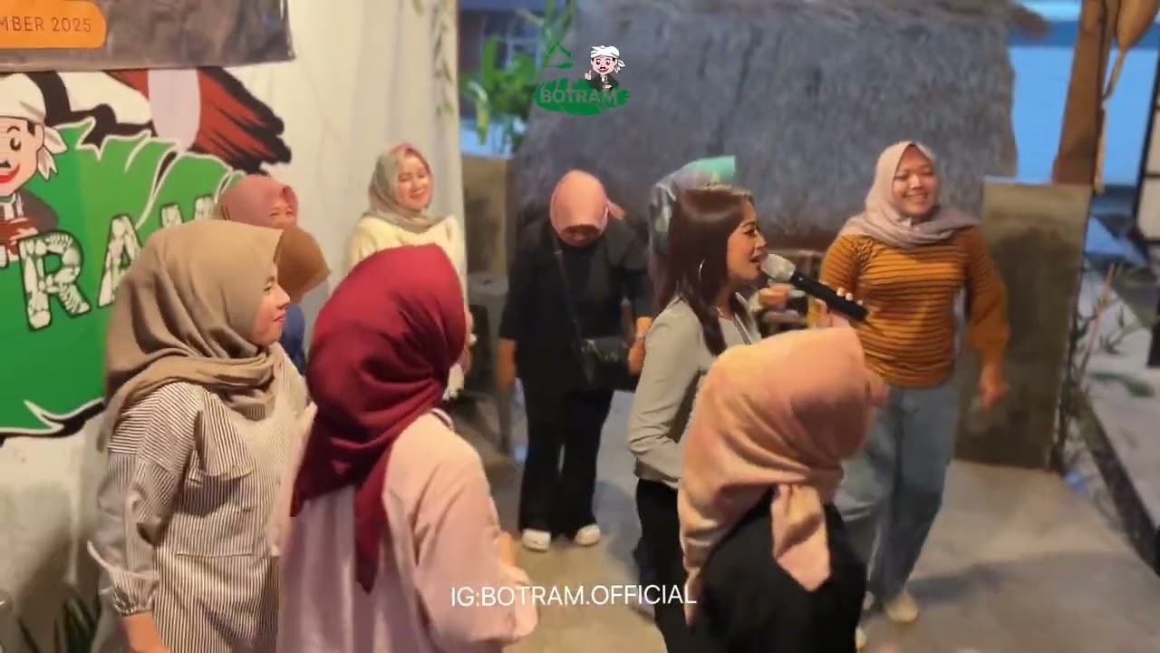 Rumah makan sunda ,Botram Garut 