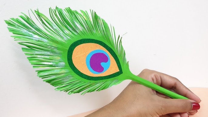 How to make peacock feather / Janmashtami decoration idea / easy paper peacock  feather 