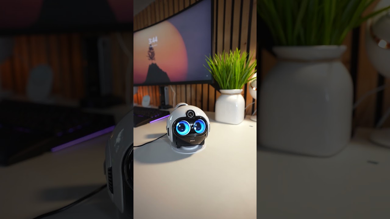 Ebo MAX robot unboxing