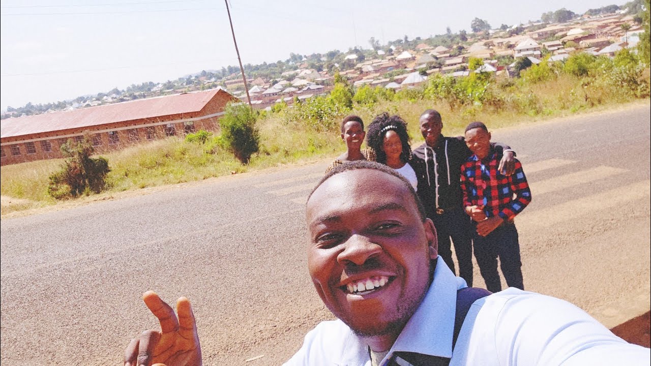 Tuvuye Kwisengero Twiyagira Vyishi 😀🤐 irambira Nawe. Ruyigi 🇧🇮 Vlog.   #burundi #rwanda #ubuzima