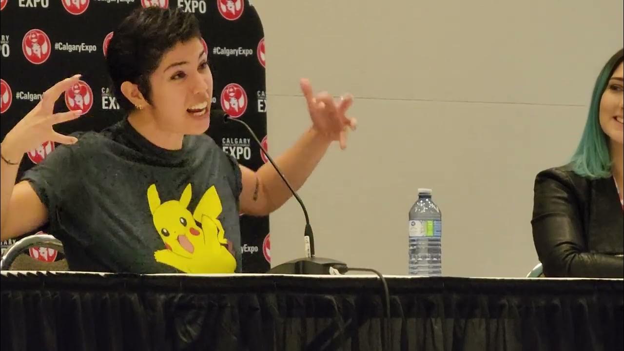 Jessica Darrow - Singing surface pressure live at Calgary Comic Expo Jessica Darrow - Singing surface pressure live at Calgary Comic Expo