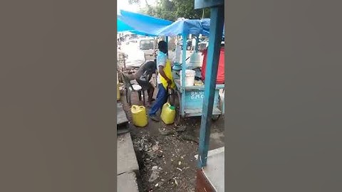 Street vendor caught mixing urine with Pani puri water in Assam -VIRAL video Live