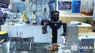 🍕  Have you seen a robot make a pizza from order to delivery in just 6 minutes