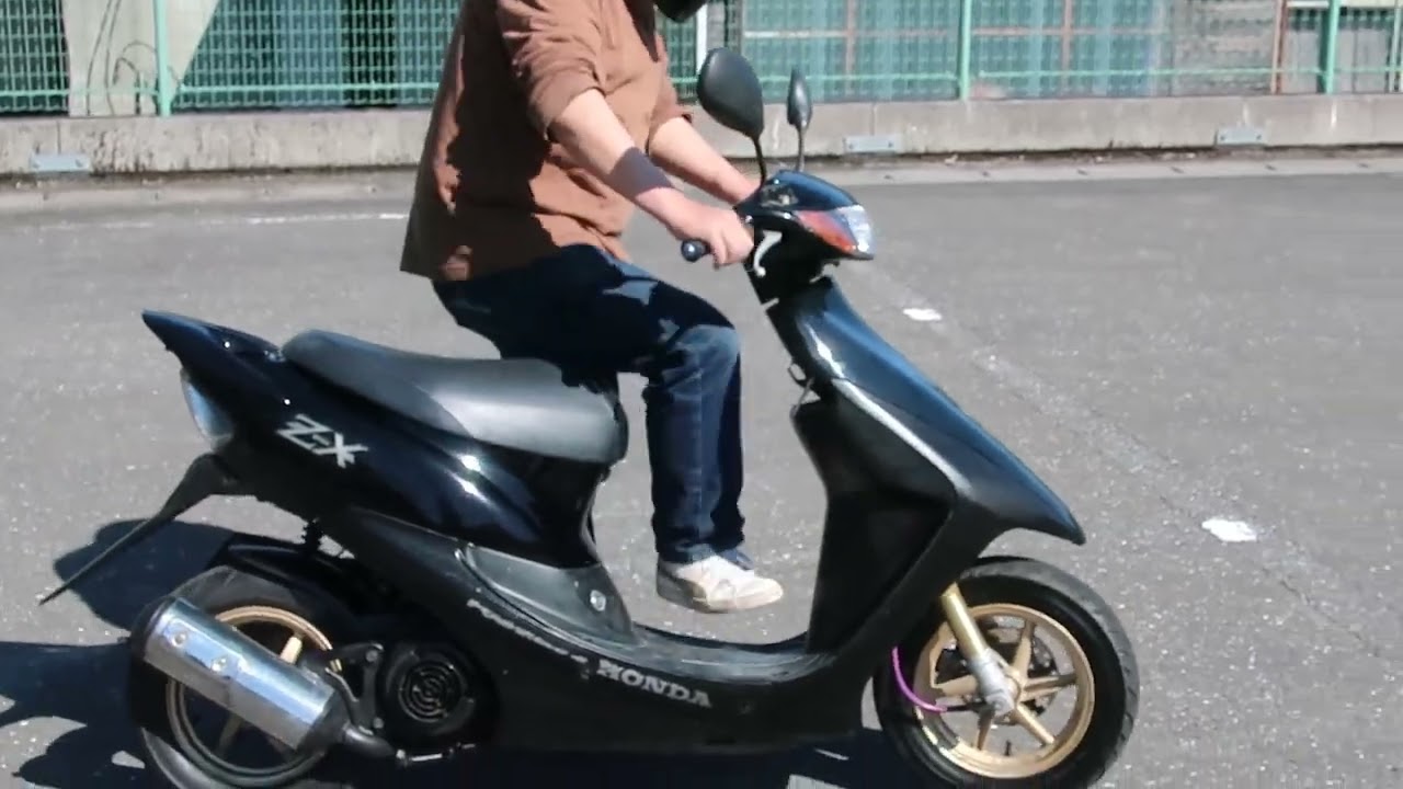 エンジン始動動画あり　泉大津市助松　dio50 ☆AF35 ライブDIO ZX（エンジンはSR）始動走行 AF35-156XXX - YouTube