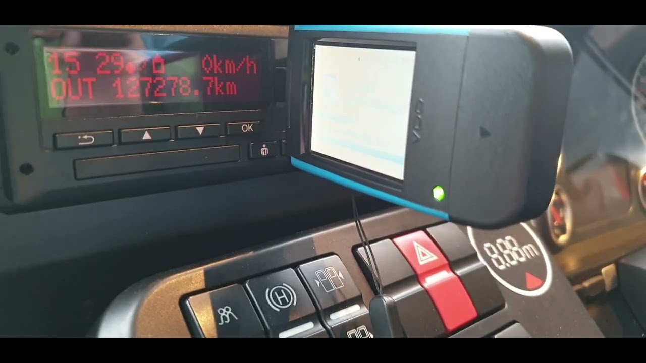 Citirea(descarcarea) aparatului tahograf.