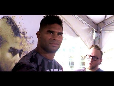 Alistair Overeem Talks Legacy while Taking Taunts from Miocic Fan (UFC 203)