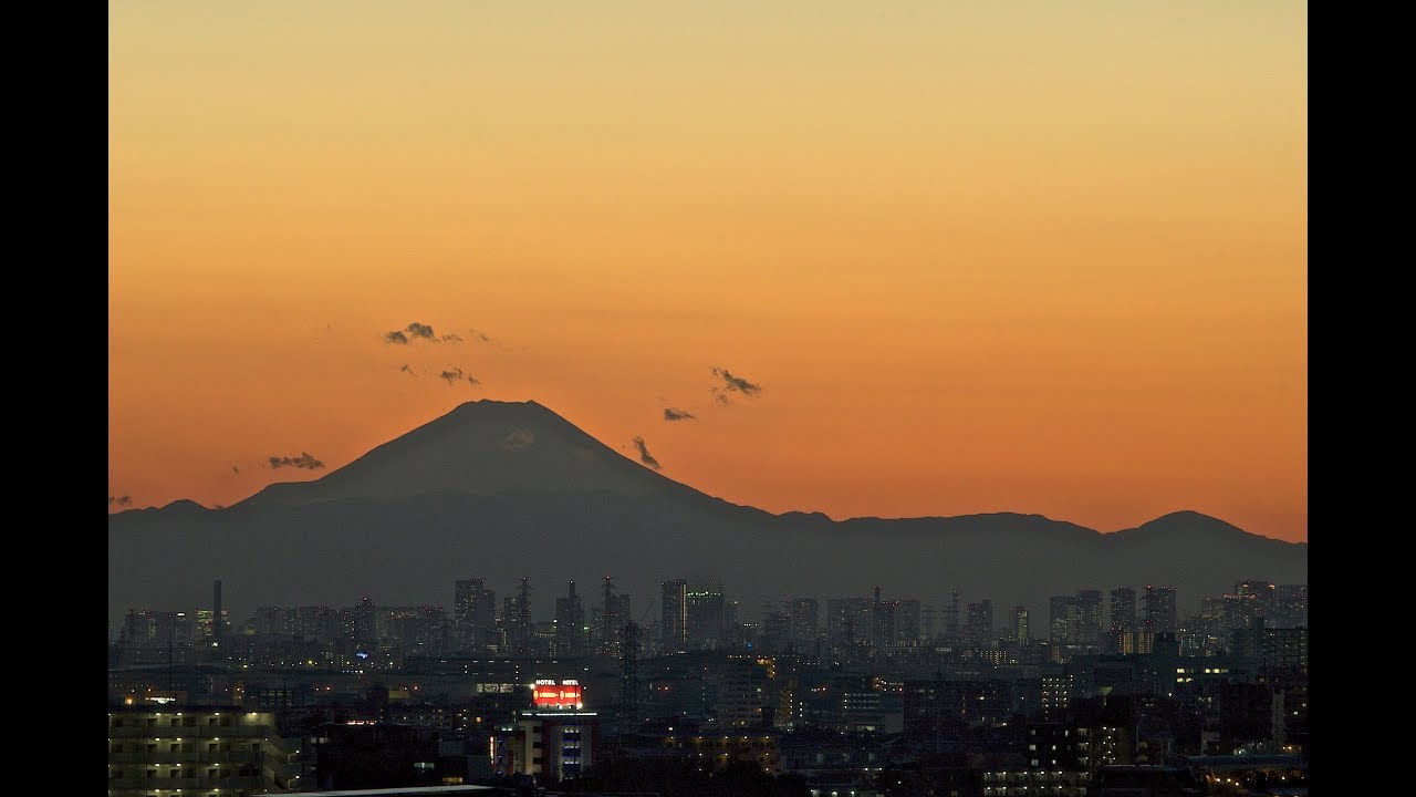 9470 KHz 🇻🇦 Afia Darfur/Hello Darfur. Received in Japan.