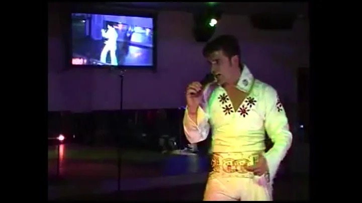 Lee Grindey - Fab Elvis Tribute Act (Midlands)