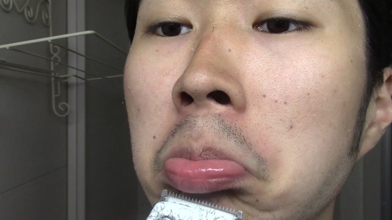 就活のため1年ぶりにヒゲを剃るイケメン大学生 Youtube