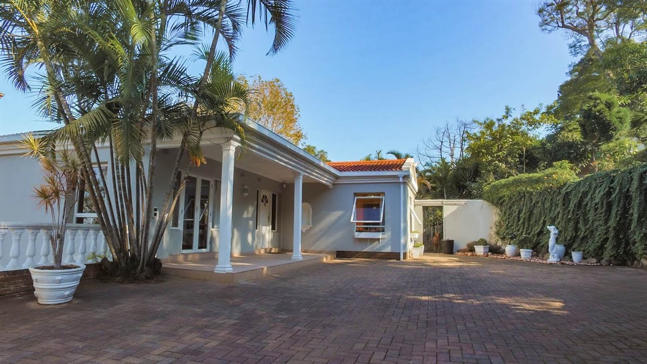 5 Bedroom House for sale in Kwazulu Natal Durban Cowies