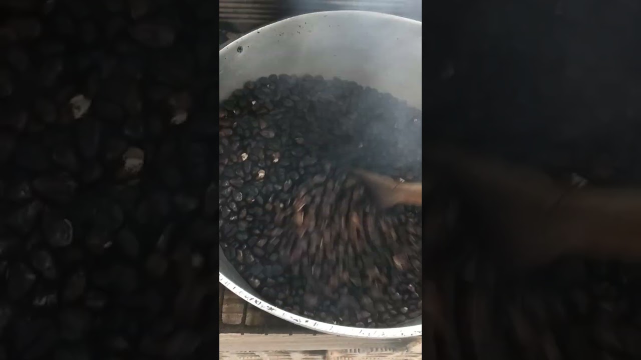 Como torrar café de milho e café normal?