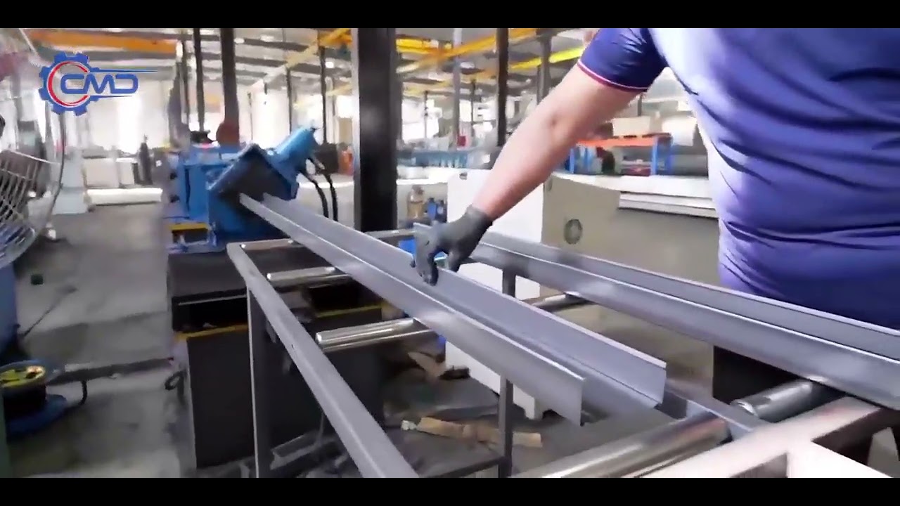 Heavy-duty storage racks, layer board racks, various sheet metal processing.