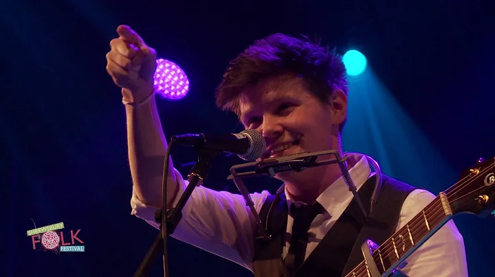 Grace Petrie at Shrewsbury Folk Festival 2019.