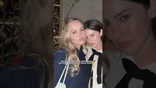 Download Lagu Jennie took a photo with Lily Rose Depp and Gracie Abrams at Paris Fashion Week😍 #jennie #blackpink MP3 Download Lagu Jennie took a photo with Lily Rose Depp and Gracie Abrams at Paris Fashion Week😍 #jennie #blackpink MP3