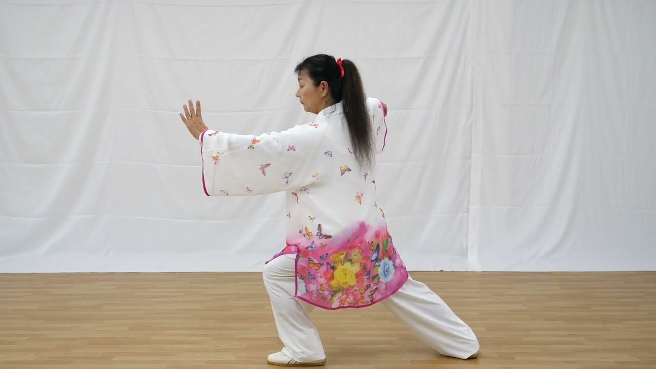 高井戸校】24式太極拳 背面。 新課開始 - YouTube