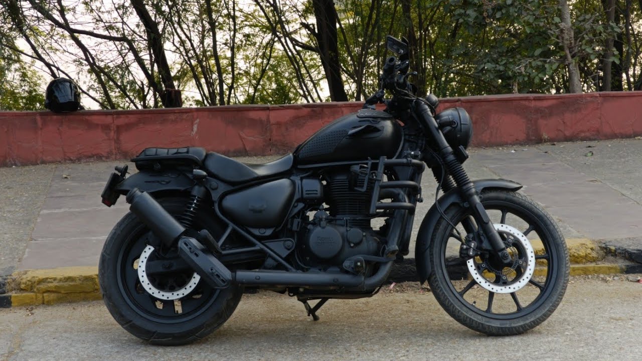 Customized METEOR 350 Modified Fireball Royal Enfield Matt Colour Black 