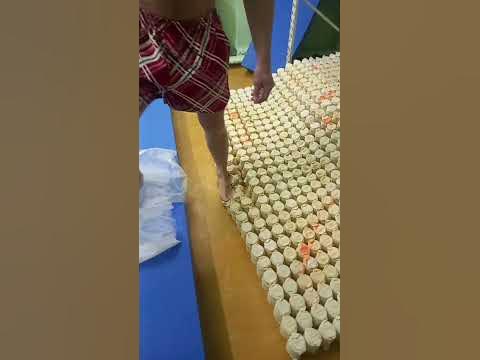 Сравнение пружинного и беспружинного матраса - YouTube