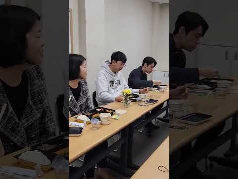 영상썸네일