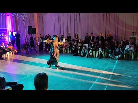 María Tsiatsiani y Fernando Carrasco (2 de 3)