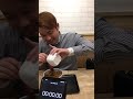 牛丼を食べながら米粒を移動させるマジック！
