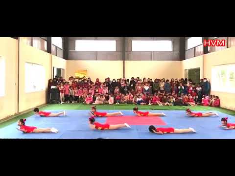 Video Nhảy aerobic thiếu nhi: Nhà mình rất vui - YouTube