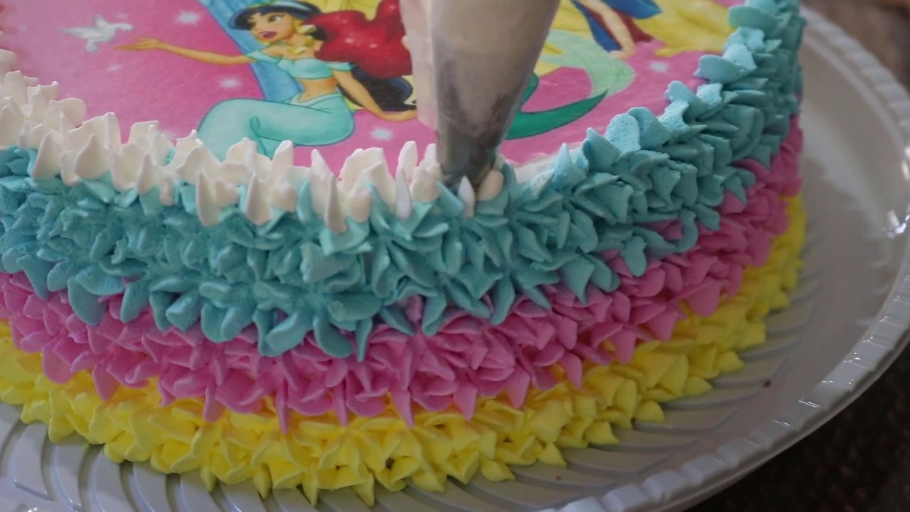 DISNEY PRINCESSES CAKE DECORATING USING 1M WILTON PIPING TIP 