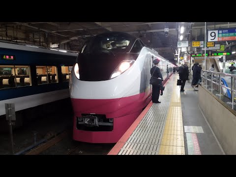 E657系 K12編成(フレッシュひたち色リバイバルカラー塗装・紅色)  特急ひたち22号品川行が上野駅9番線を発車するシーン