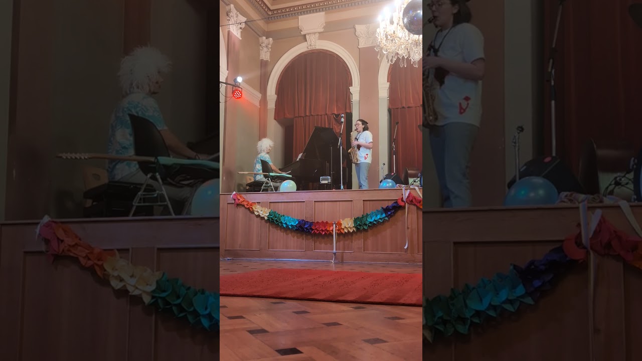 SwingAUT Open Stage - "SAX & KEYS" - Hannah & Franek - live music