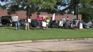 Protest over controversial @HumbleISD superintendent finalist