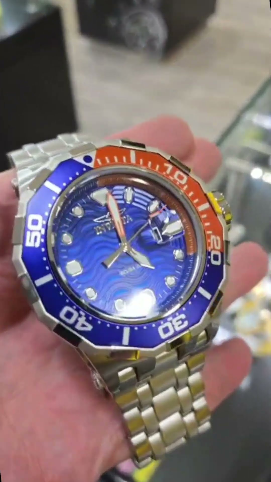 Invicta Pro Diver Wave Men's Watch - 52mm, Steel (47843) - YouTube